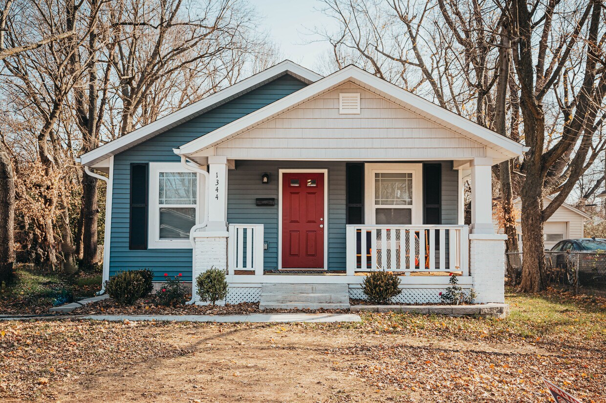Primary Photo - 1344 S Florence Ave