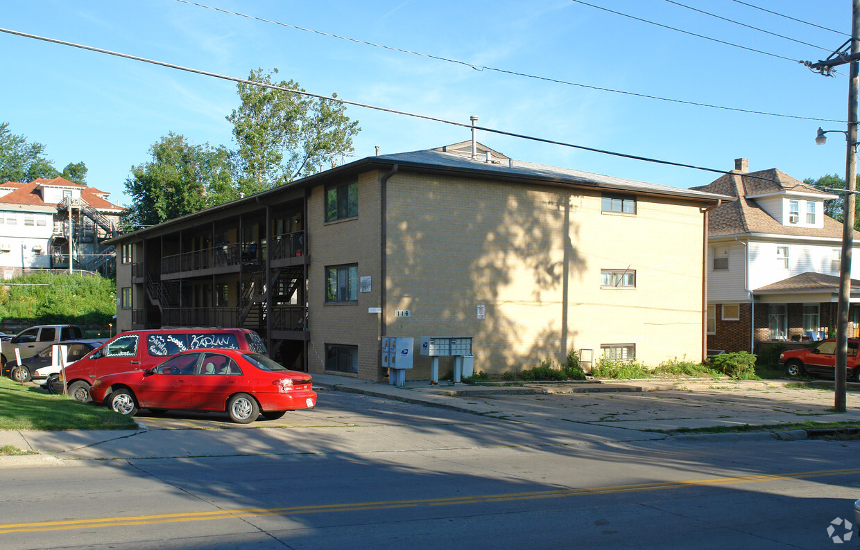 Primary Photo - 116 S 38th St