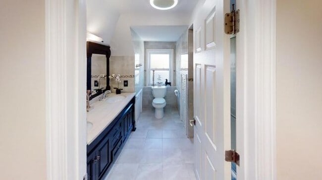 Building Photo - 5 bedroom in Malden MA 02148