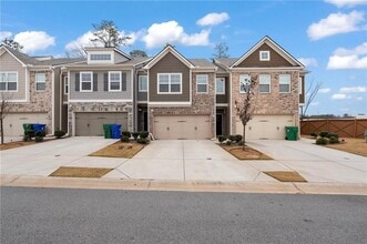 Building Photo - 2253 Mulsanne Dr