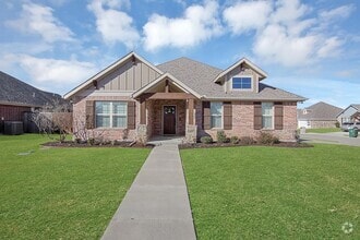 Building Photo - 4020 High Plains Dr