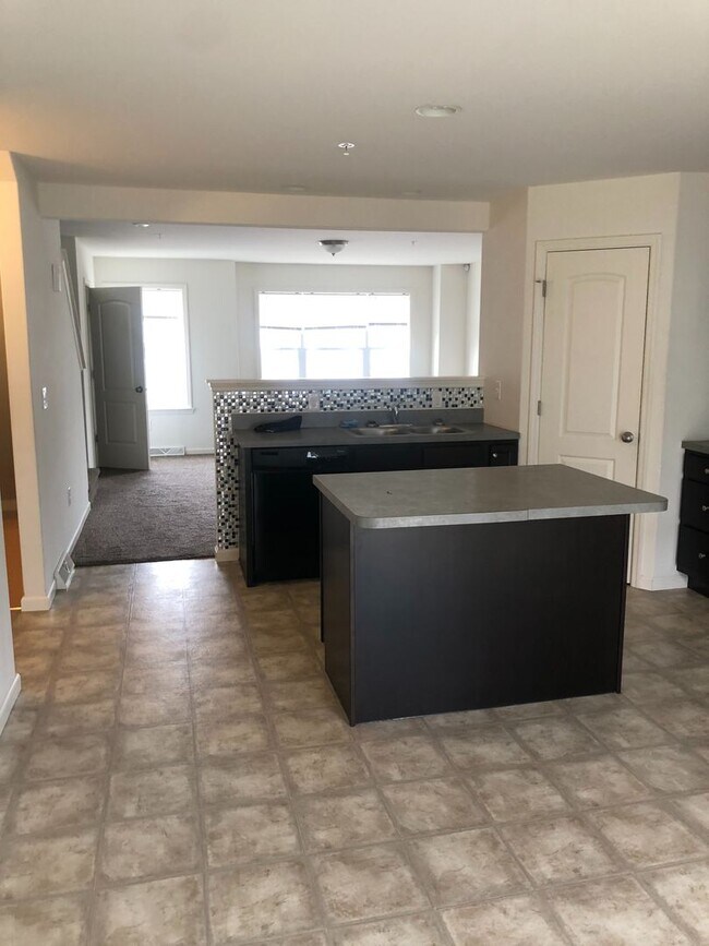 Foto del edificio - Beautiful 3 Bedroom, 2.5 Bath Townhome in Dallastown School District!