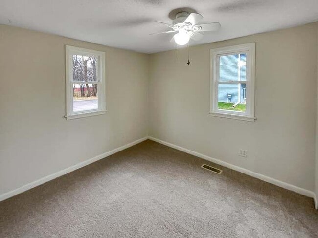 Foto del edificio - 2022 English St