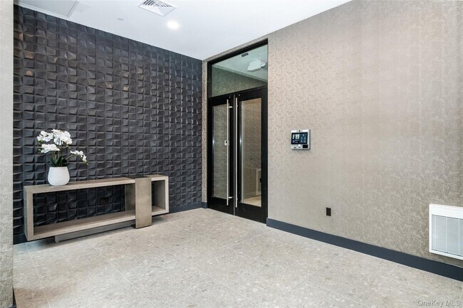 Foto del edificio - 15 Parkview Ave