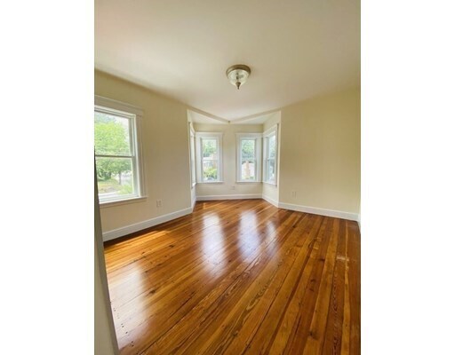 Foto del edificio - 90 Walnut St