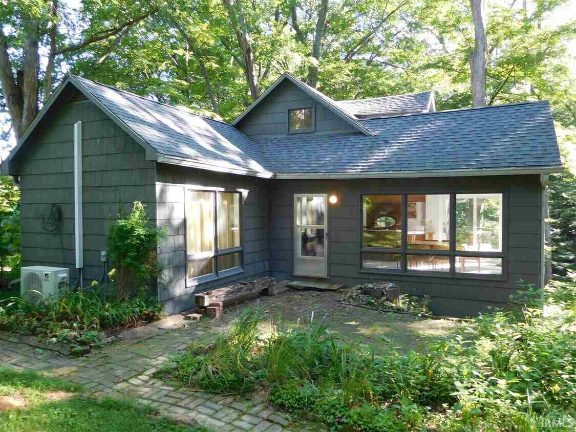 2625 S Smith Rd, Bloomington, IN 47401 House Rental in Bloomington