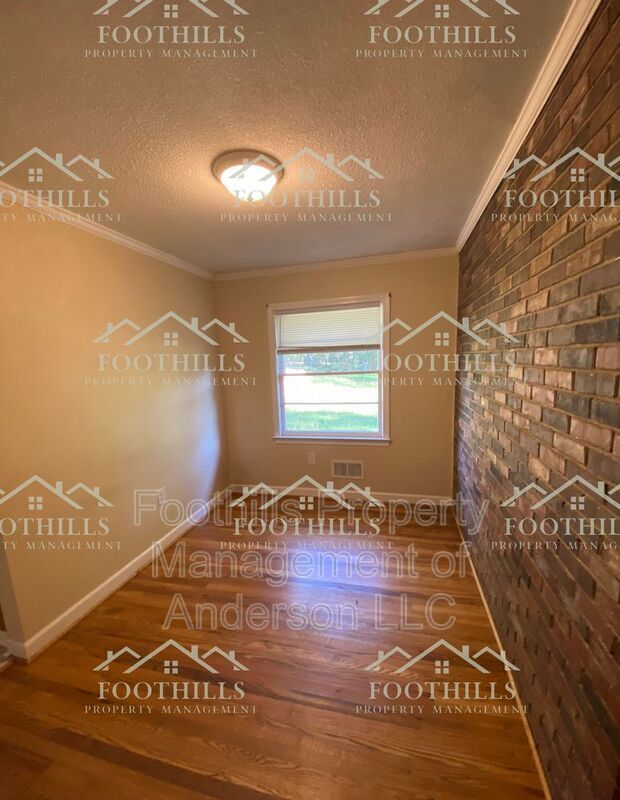 Building Photo - 321 Ashley Rd