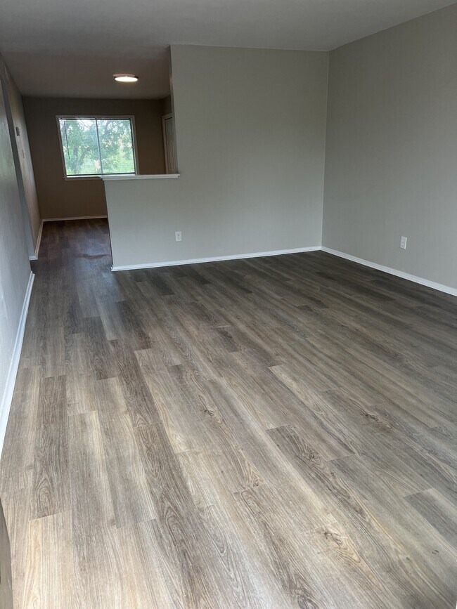 Building Photo - 2906 Prairie Flower Cir
