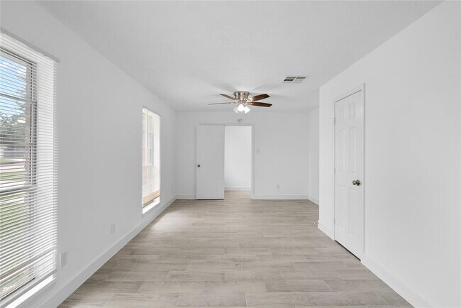 Foto del edificio - 1814 Hanbury Ct