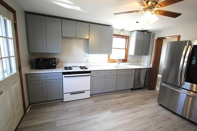 Foto del edificio - 21 Moore Ave