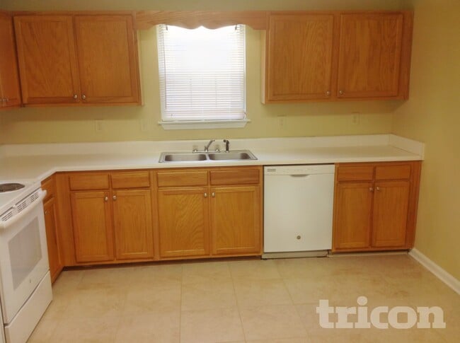 Building Photo - 7154 Crystal Creek Pl