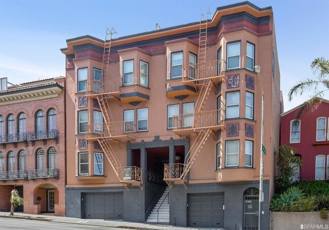 Foto del edificio - 774 Bay St