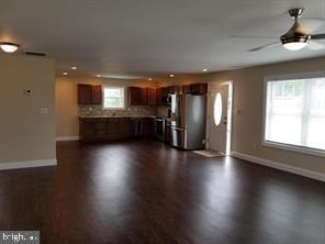 Foto del edificio - 422 Centerville Rd