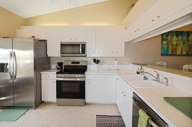 Foto del edificio - 905 Addington Ct