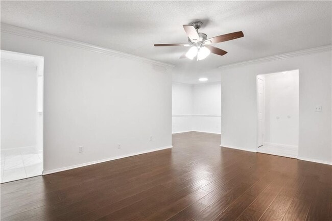 Building Photo - 1312 Old Hammond Chase