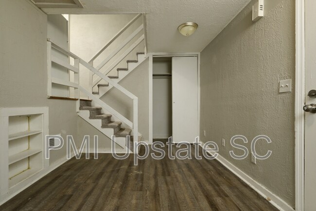 Foto del edificio - 181 N Fairview Ave