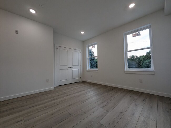 Foto del edificio - 147-149 N Gross St