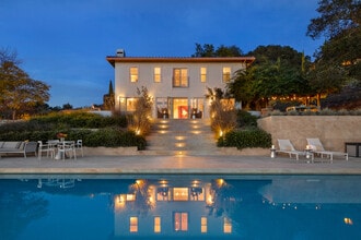 Building Photo - 675 Shiloh Canyon