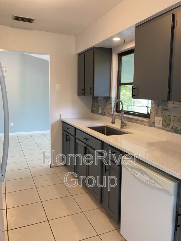 Foto del edificio - 224 Cicero St NW