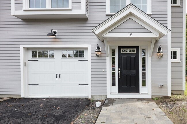 Foto del edificio - 14 Thayer St