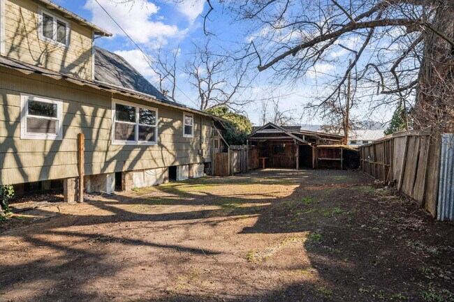 Foto del edificio - 248 Walker Ave