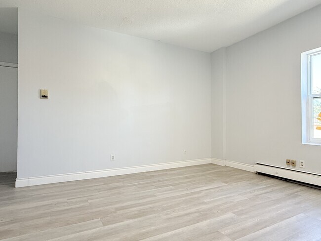 Photo du bâtiment - 581 Pierre Ave