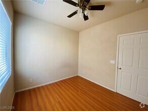 Building Photo - 3646 Surfboard Ct