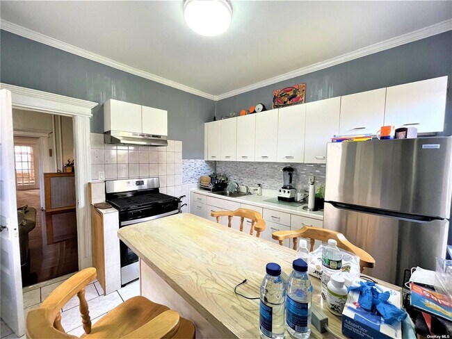 Foto del edificio - 33-37-37 101st St