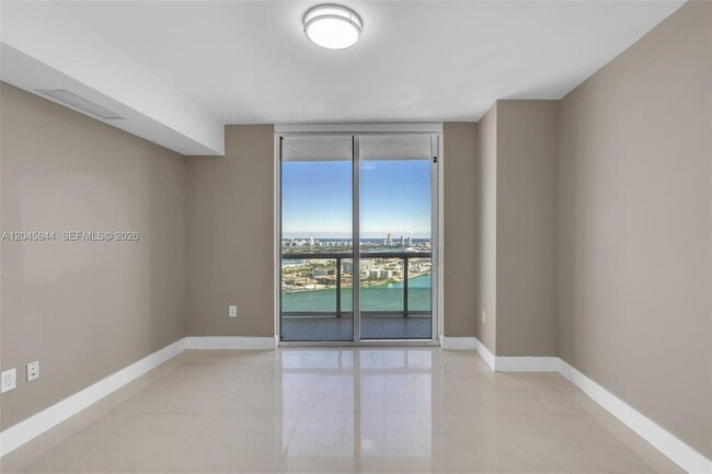 Foto del edificio - 50 Biscayne Blvd