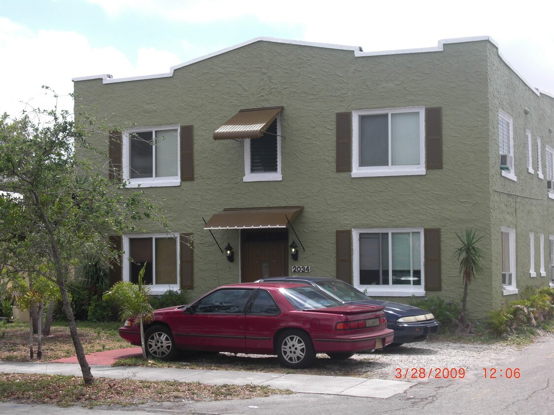 Primary Photo - 2034 Washington St
