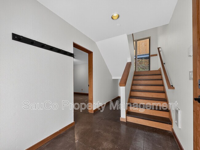 Foto del edificio - 5049 Southwest View Point Terrace
