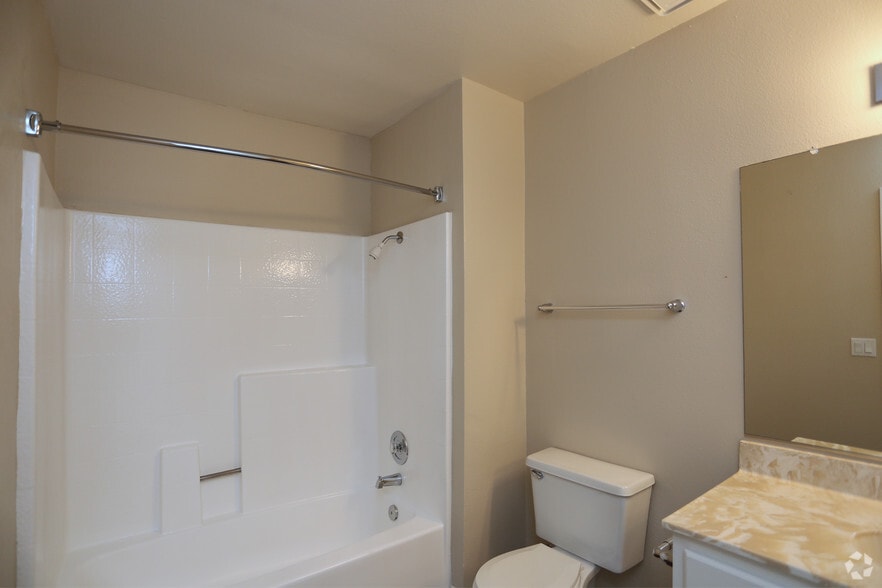 Bathroom Fixtures Escondido crosscreek rentals - escondido, ca | apartments Bathroom Fixtures Escondido crosscreek rentals - escondido, ca | apartments