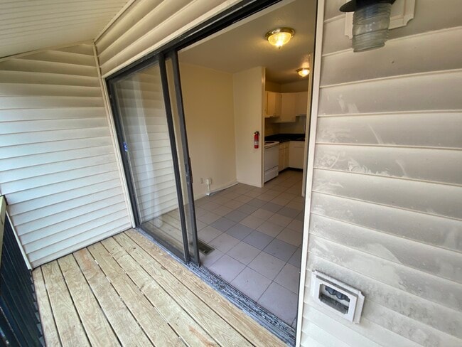 Building Photo - 1630 S 2nd St