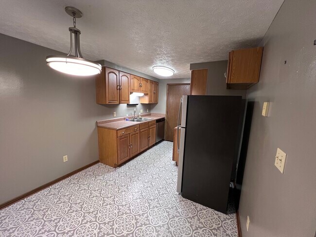 Cocina 1 - 1219 Hilltop Dr