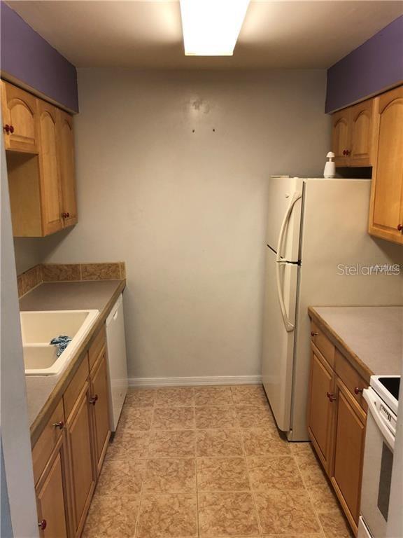 Building Photo - 9013 Tudor Dr