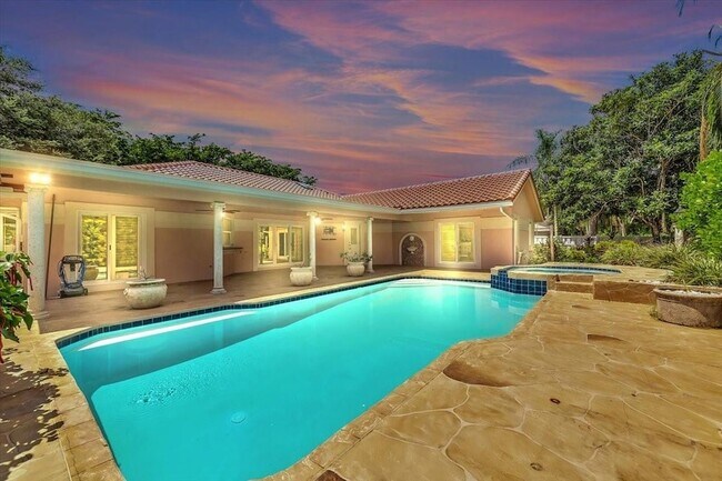 Foto del edificio - 8177 NW 53rd Ct
