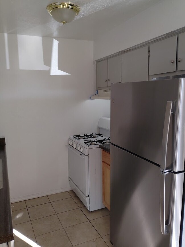 Foto del edificio - 928 Chelwood Park Blvd NE