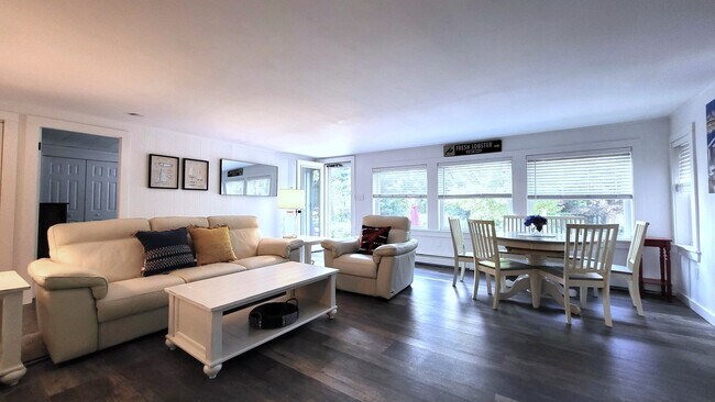 Foto del edificio - 47 Bourne Ave