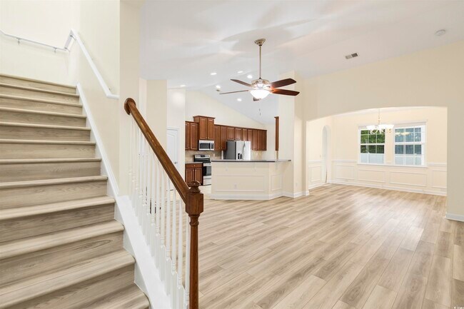 Building Photo - 3284 Saddlewood Cir