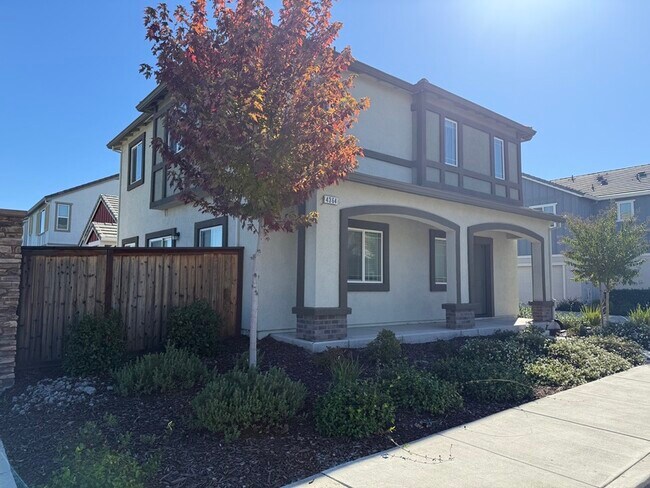 Foto del edificio - 4364 White Ash Ln