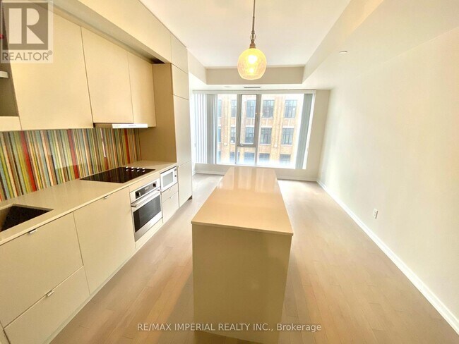 Photo du bâtiment - 101 Peter St