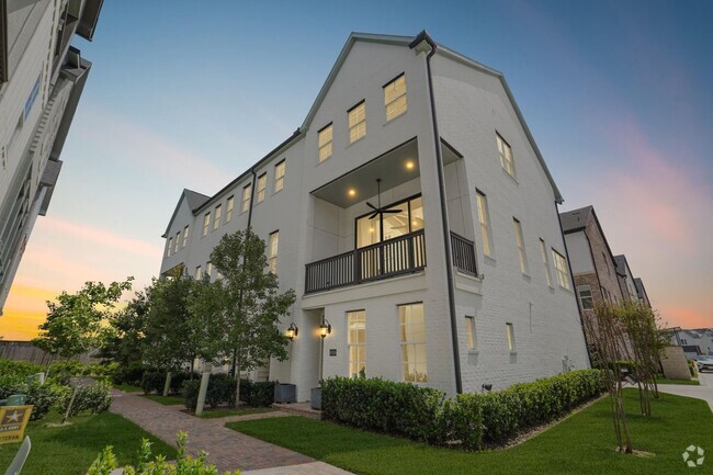 Building Photo - 8766 Park Kolbe Ln