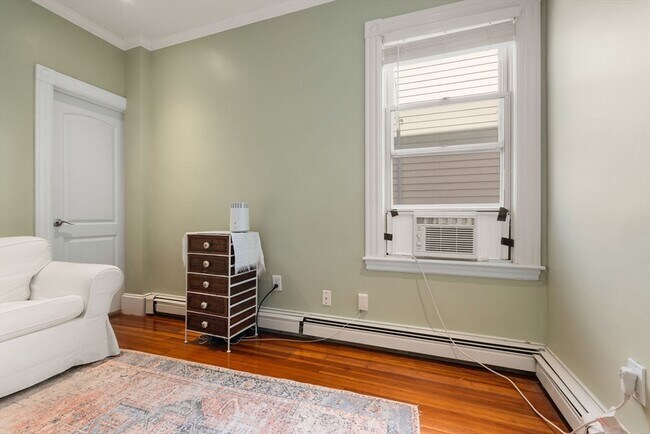 Building Photo - 365 Savin Hill Ave