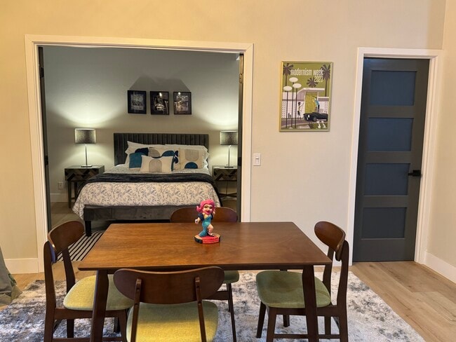 Building Photo - 28761 Avenida Duquesa