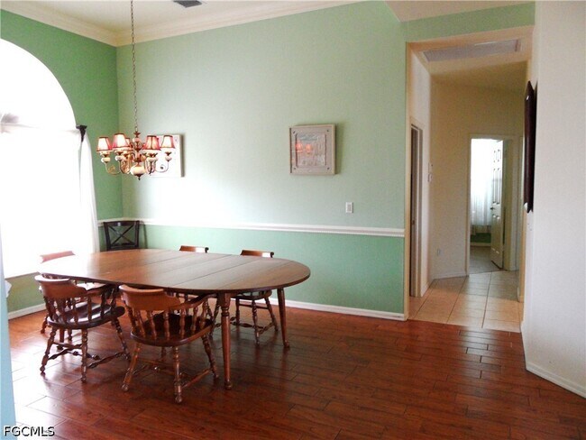 Foto del edificio - 13011 Silver Sands Dr