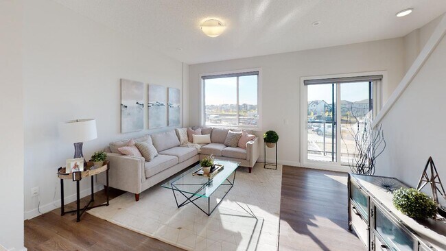 Building Photo - 2796-2796 Maple Way NW