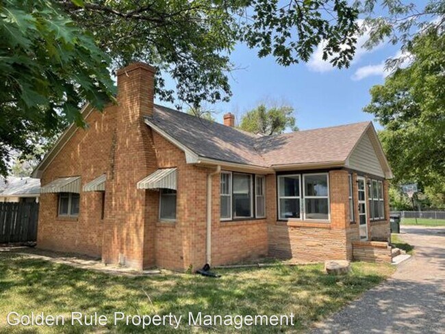 Foto del edificio - 3 br, 2 bath House - 120 E Ave F