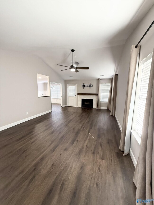 Foto del edificio - 2422 Quail Ridge Ln SW