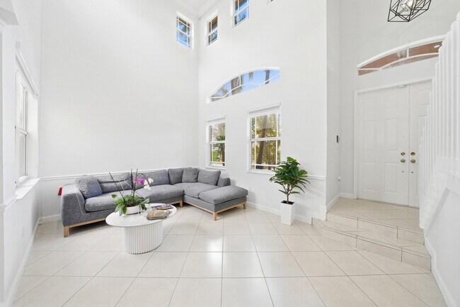 Foto del edificio - 16372 SW 62nd Ter