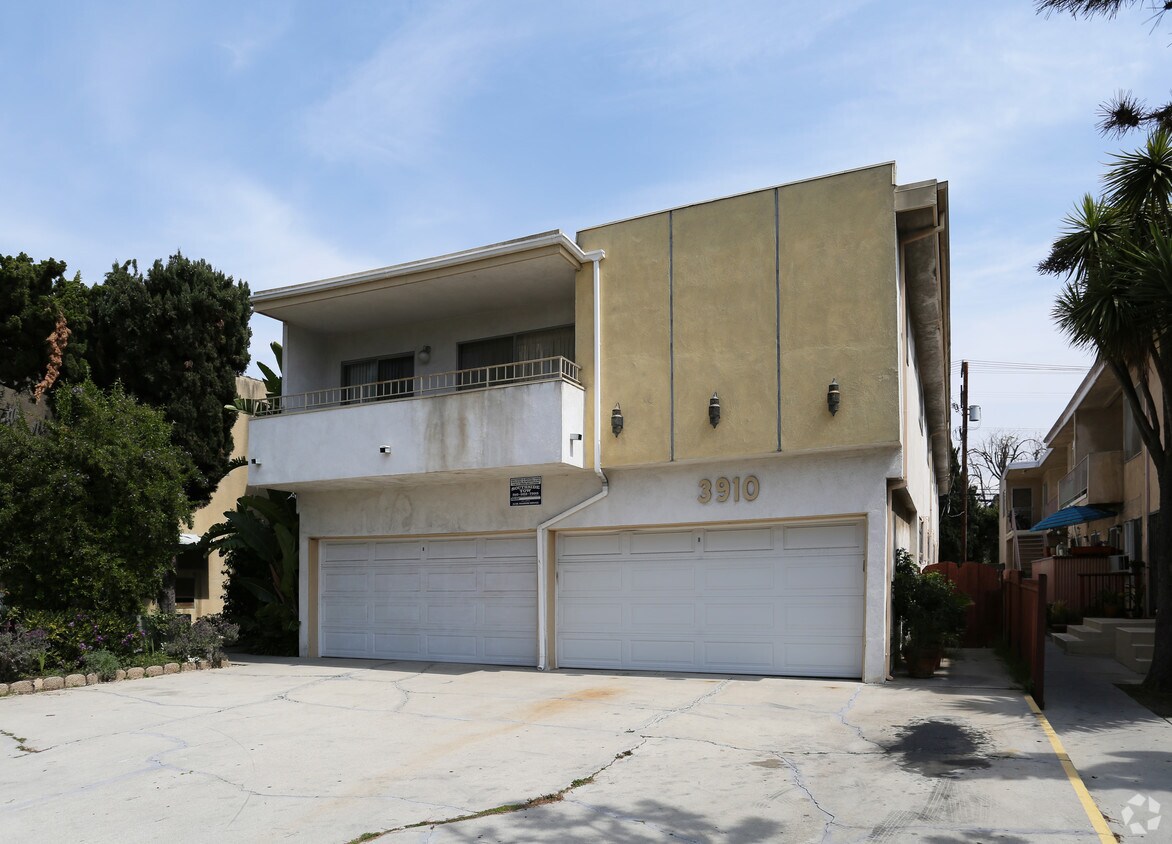 Foto principal - 3910 Inglewood Blvd